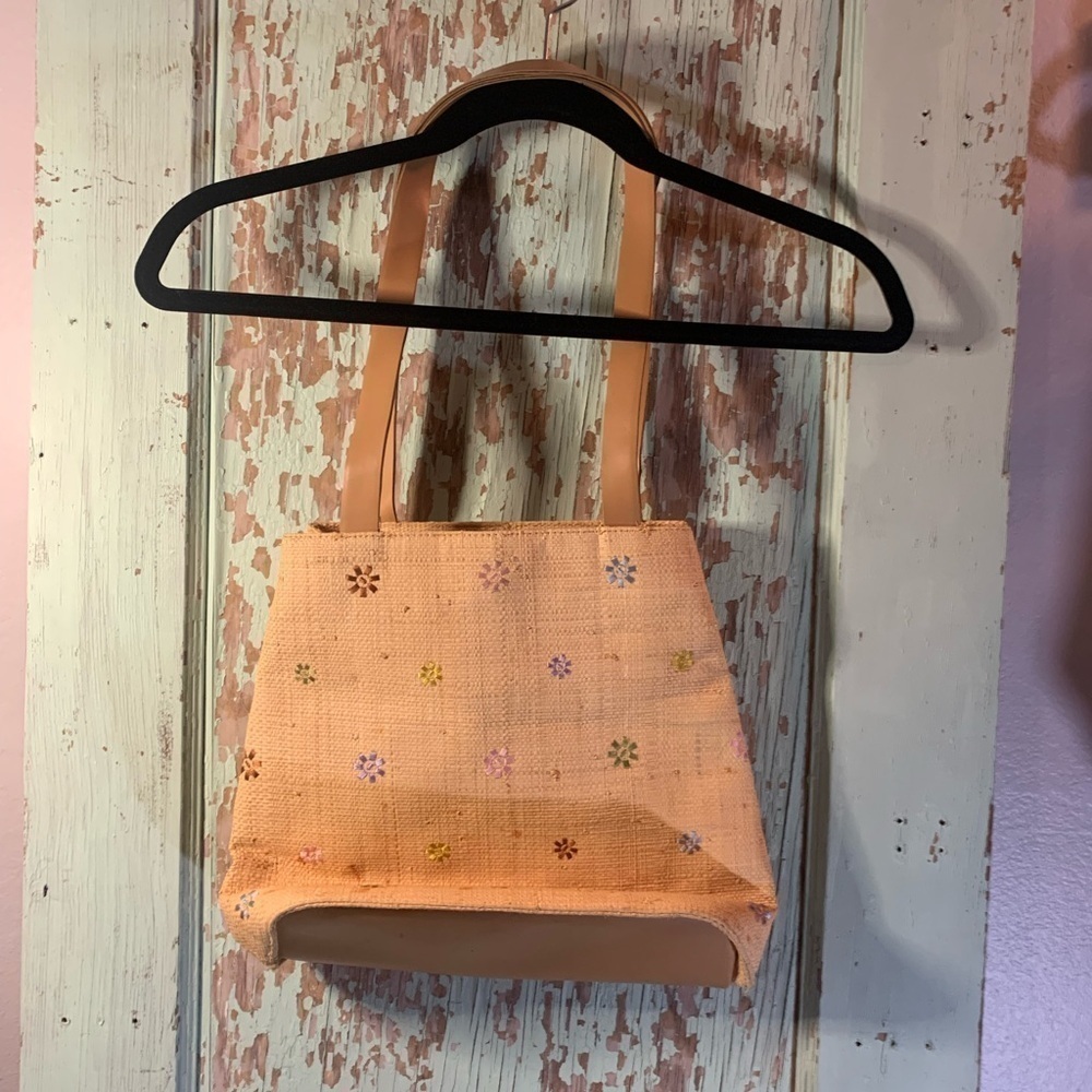 Tan tweed shoulder bag with floral embroidery